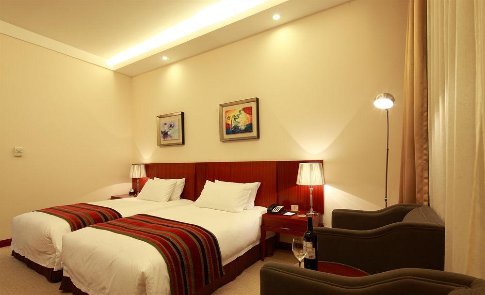 Shanghai Southern Airlines Pearl Hotel Esterno foto